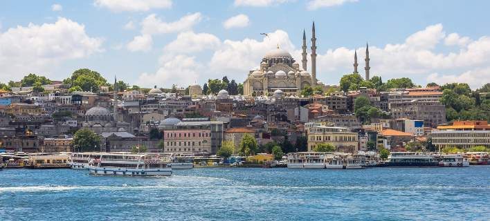 Eλληνες τουρίστες στην Τουρκία: Πού πηγαίνουν, τι λένε για φαγητό και shopping, τι προτείνουν [εικόνες]